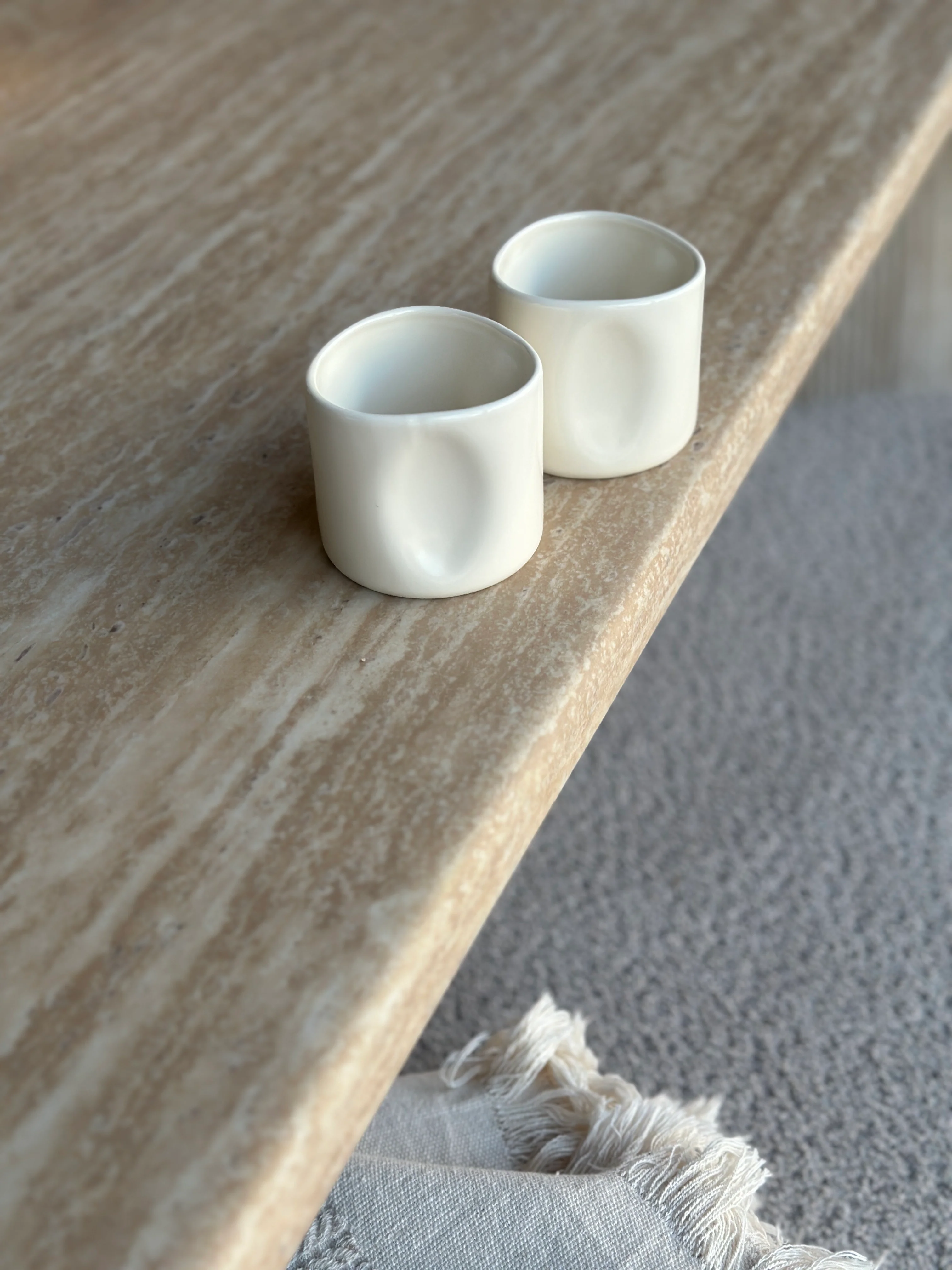 Aluré 2er Beige Keramik Becher glänzend- 250ml - Image 3