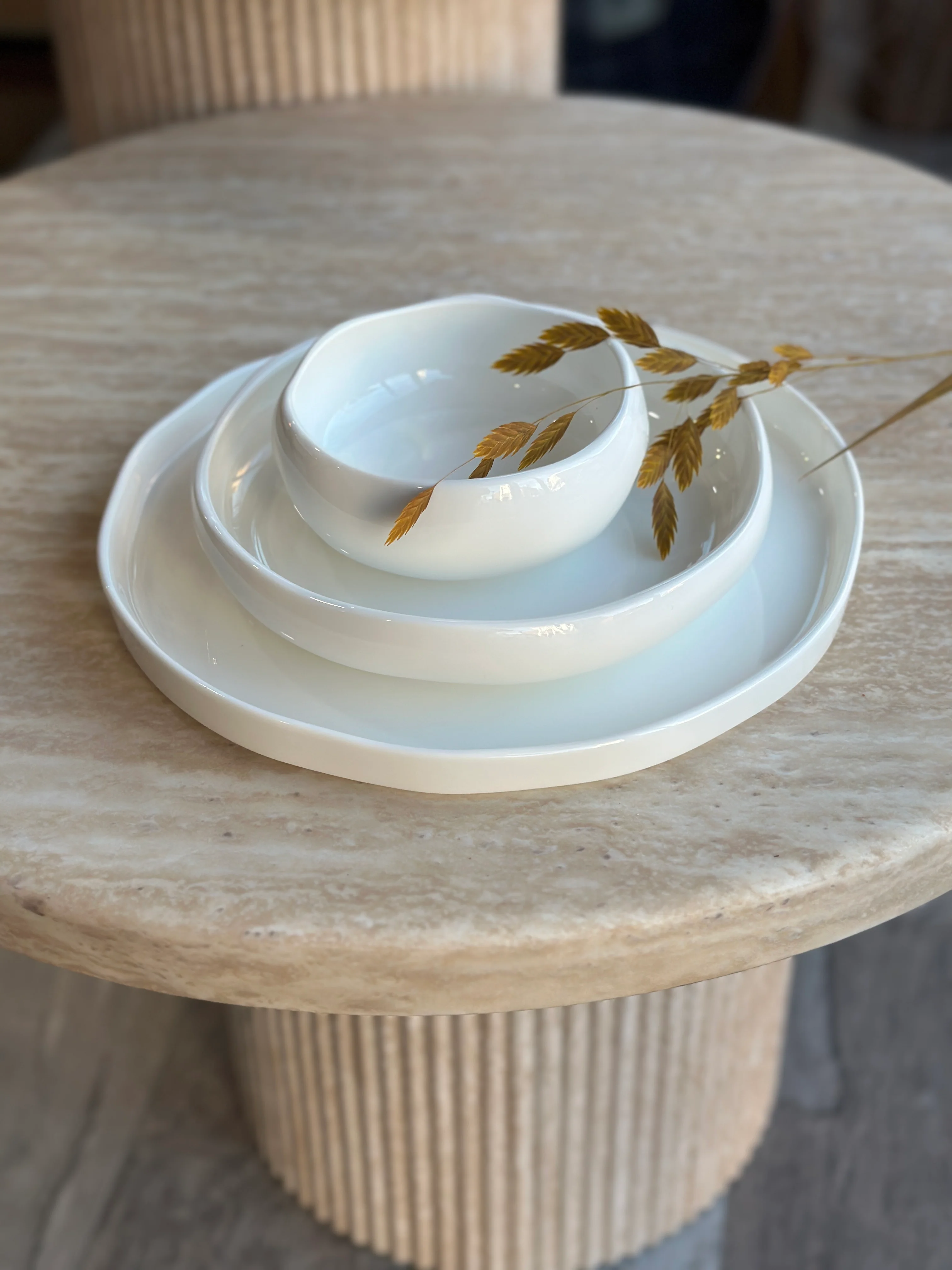 Diva Weiß Geschirrset – 24-teilig - Image 3