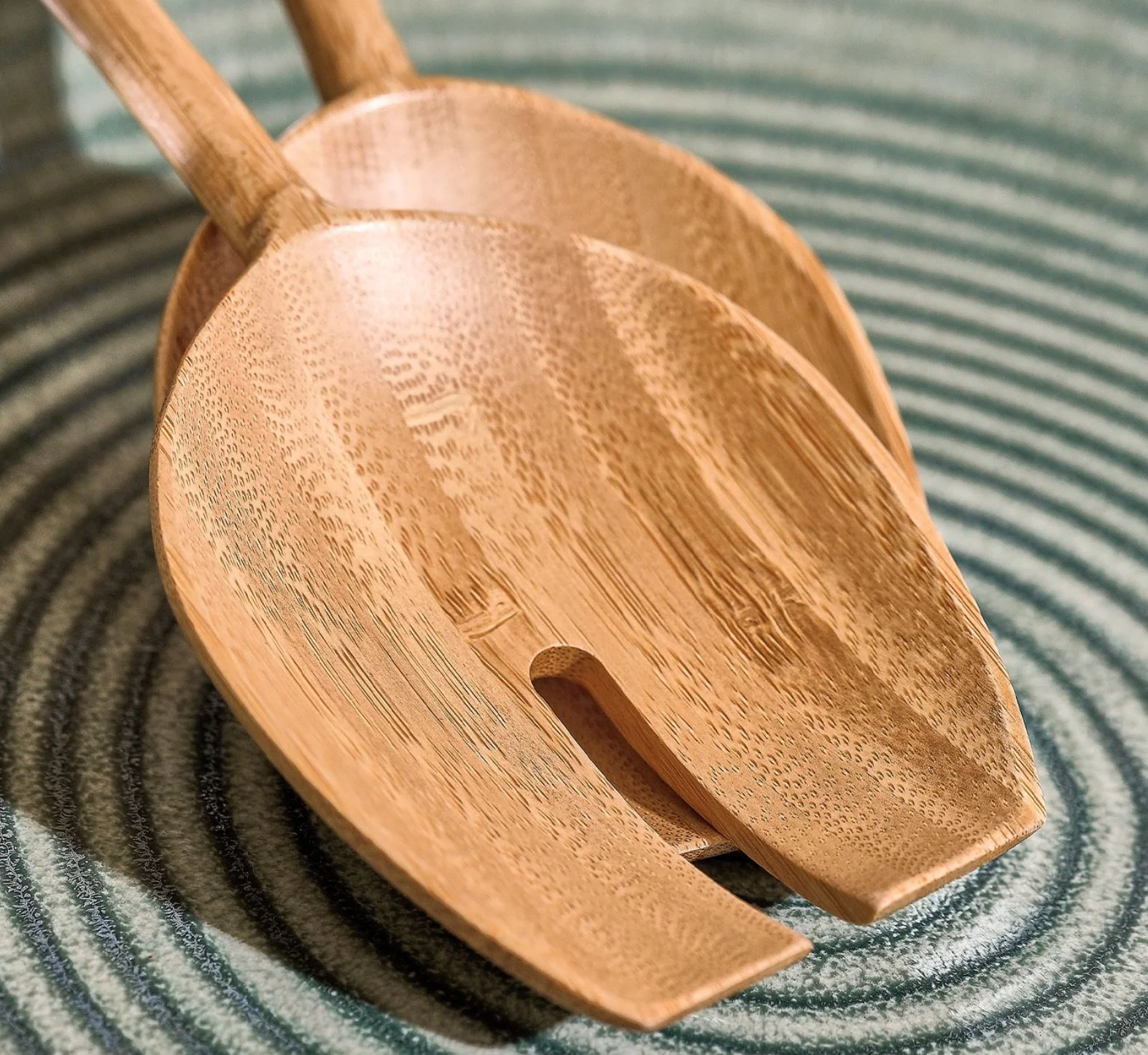 Essenza Salatbesteck 2 teilig aus Holz - Image 4