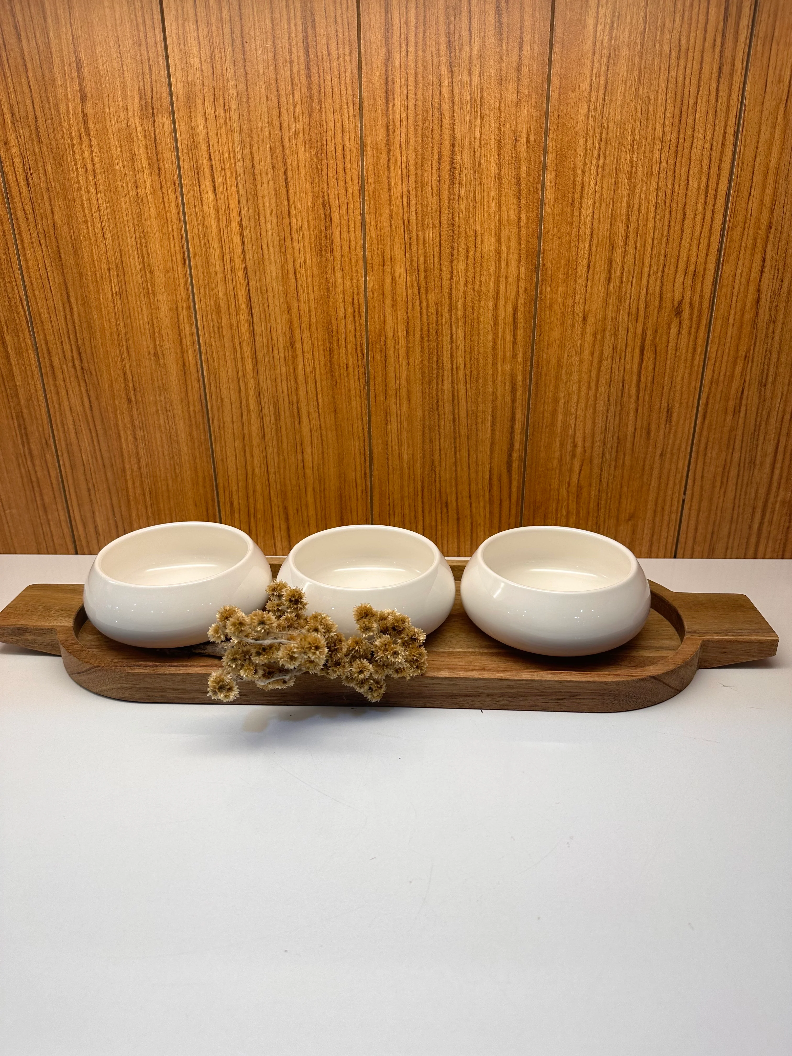 Holzplatte aus Akazienholz mit 3er Bondy Schälchen -weiß - Image 4