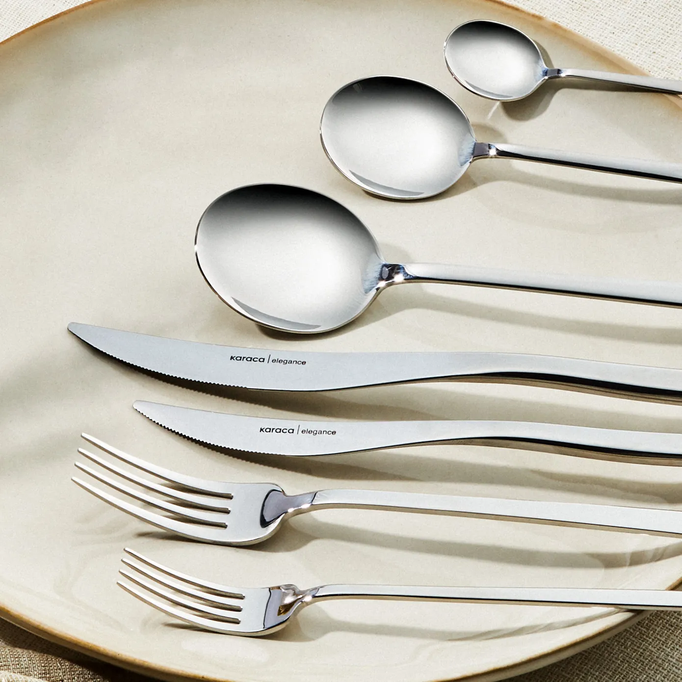 Karaca Amour Elegance Besteckset für 12 Personen 84 teilig - Image 4