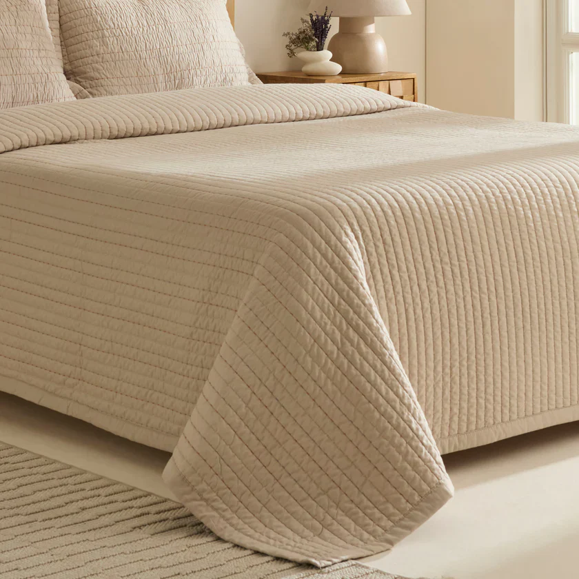 Karaca Manon Bettüberwurf Set, Doppelbett, Beige 230x240cm + 2(50x70) cm - Image 3