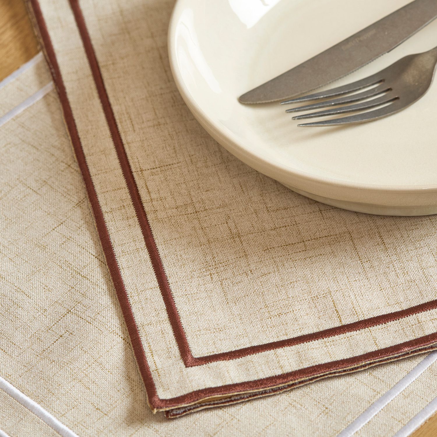 Platzset Beige mit dunkelbrauner Naht Tabletop - Image 4