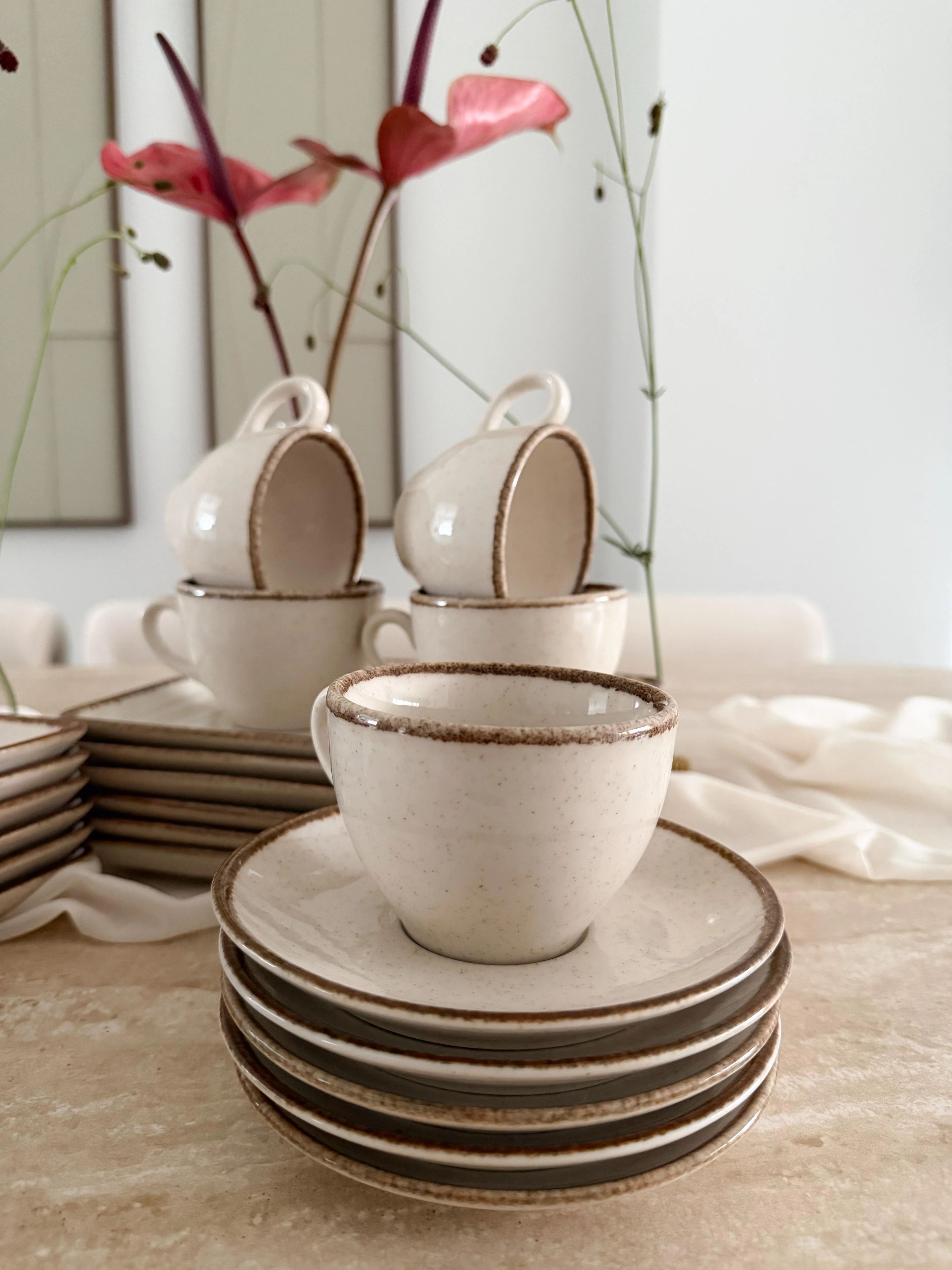 Pure Sand Kaffeetasse mit Unterteller Beige - Image 4